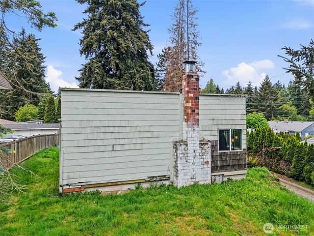 22018 76th Avenue W, Edmonds, WA 98026