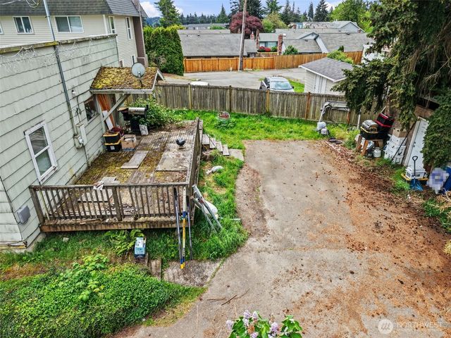 22018 76th Avenue W, Edmonds, WA 98026