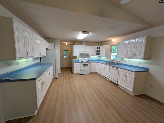 1498 Cassatt Road, Cassatt, SC 29045