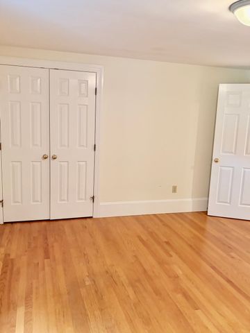 582 Massachusetts Avenue Front, Lexington, MA 02421