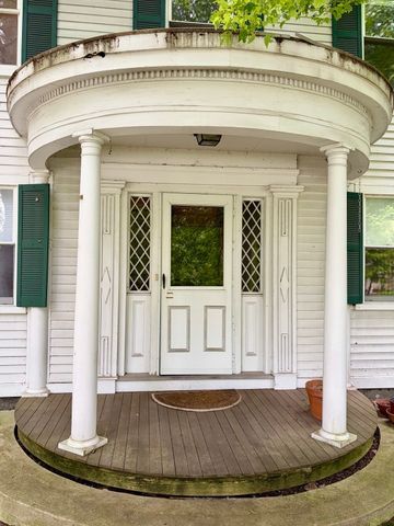 582 Massachusetts Avenue Front, Lexington, MA 02421