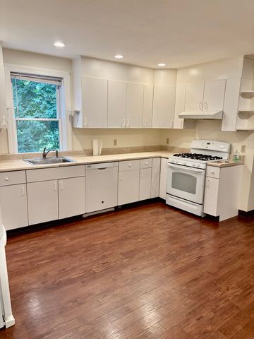582 Massachusetts Avenue Front, Lexington, MA 02421