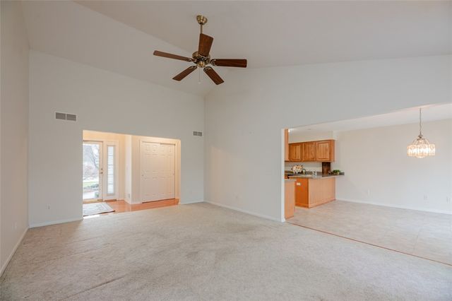 48 Leamington Circle, Greece, NY 14626