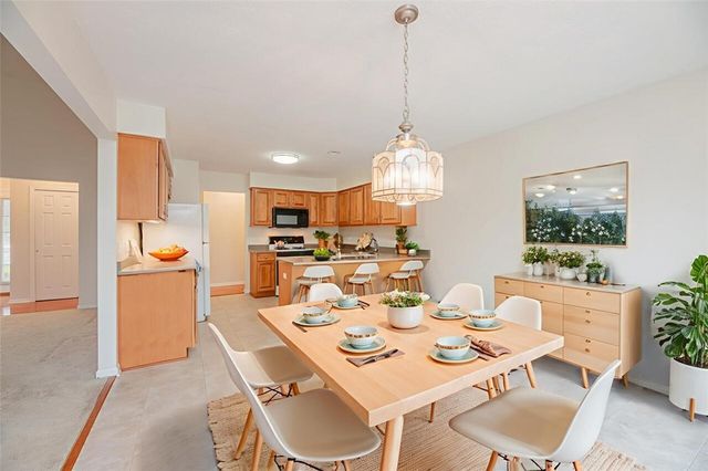 48 Leamington Circle, Greece, NY 14626