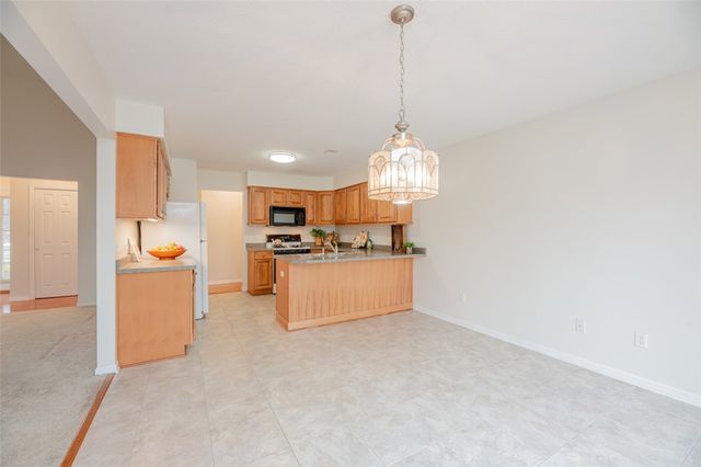 48 Leamington Circle, Greece, NY 14626