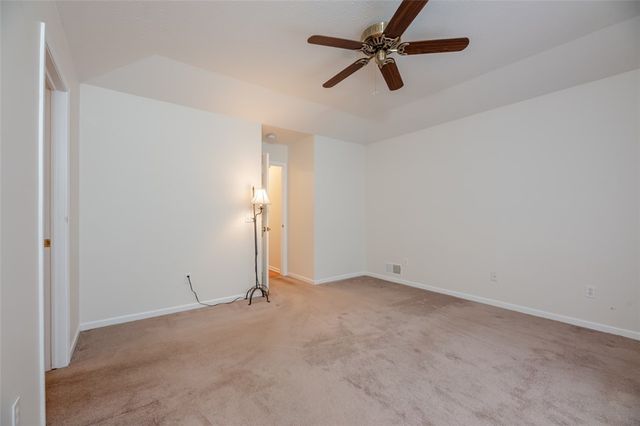 48 Leamington Circle, Greece, NY 14626