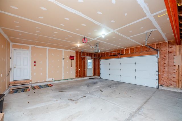 48 Leamington Circle, Greece, NY 14626