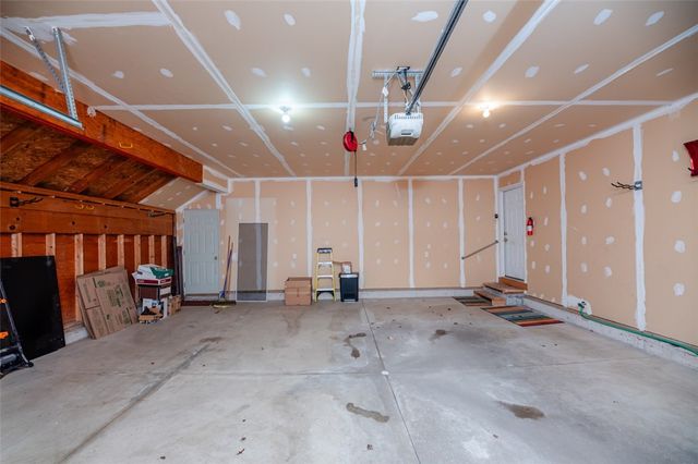 48 Leamington Circle, Greece, NY 14626