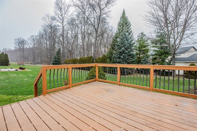 48 Leamington Circle, Greece, NY 14626