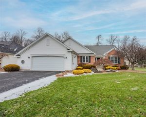 48 Leamington Circle, Greece, NY 14626