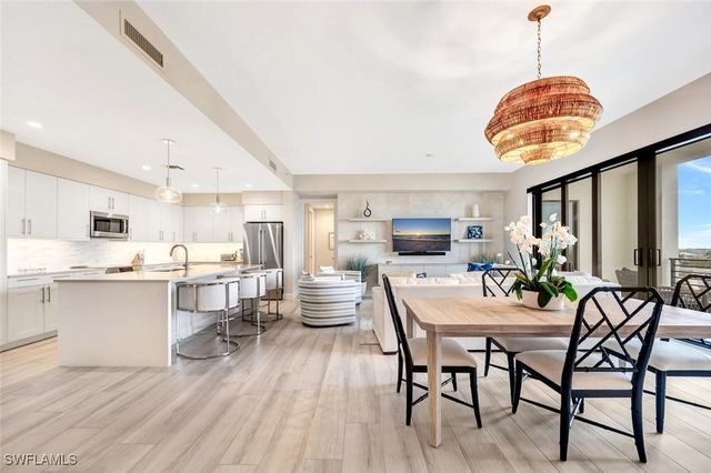 1111 Central AVE 511, Naples, FL 34102