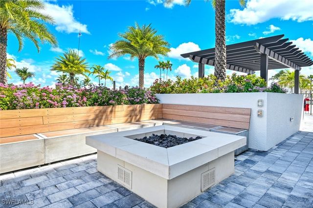 1111 Central AVE 511, Naples, FL 34102