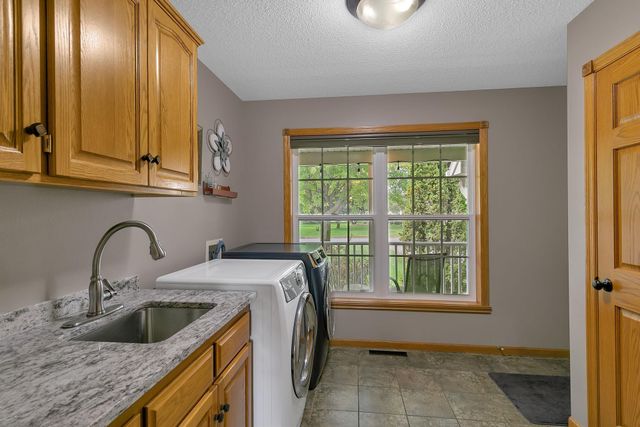 1806 Case Lane, Saint Cloud, MN 56303