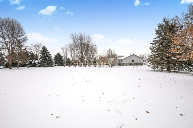 1806 Case Lane, Saint Cloud, MN 56303