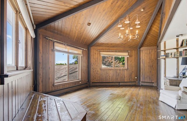 7 Sasqua Road, Norwalk, CT 06855