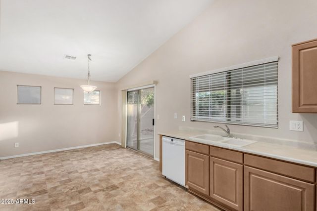 6038 N ALMANZA Lane, Litchfield Park, AZ 85340