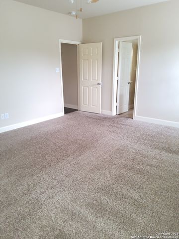 21735 Thunder Basin, San Antonio, TX 78261