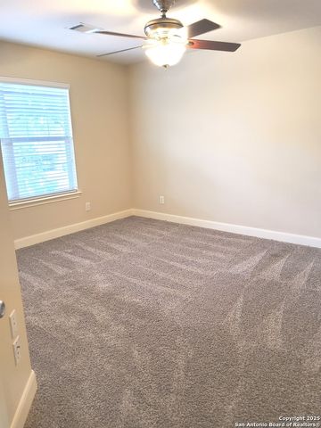 21735 Thunder Basin, San Antonio, TX 78261