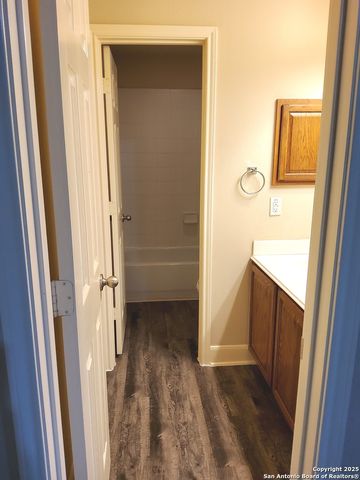 21735 Thunder Basin, San Antonio, TX 78261
