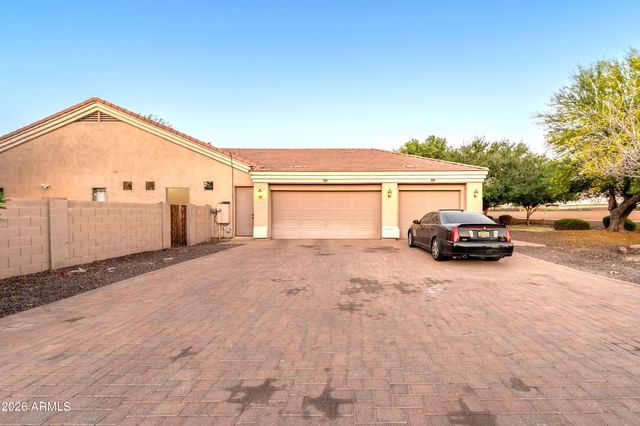 2311 N 104th Drive, Avondale, AZ 85392