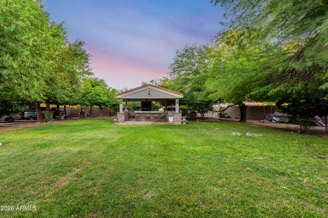 2311 N 104th Drive, Avondale, AZ 85392