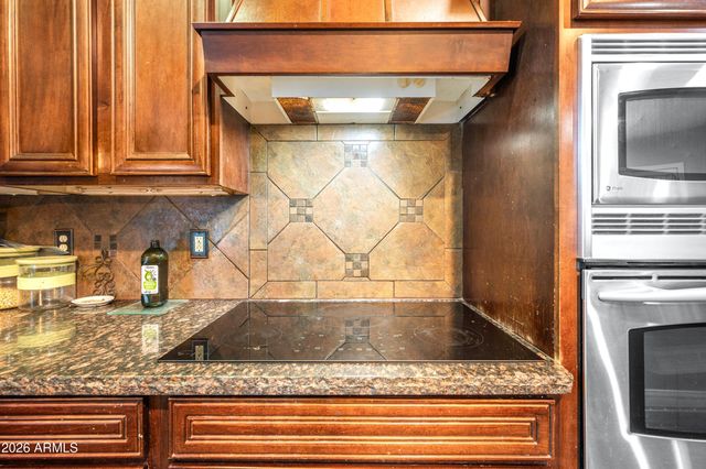 2311 N 104th Drive, Avondale, AZ 85392