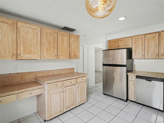 4037 MAVERICK AVENUE, Sarasota, FL 34233