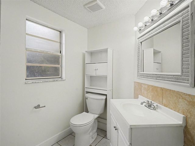 4037 MAVERICK AVENUE, Sarasota, FL 34233