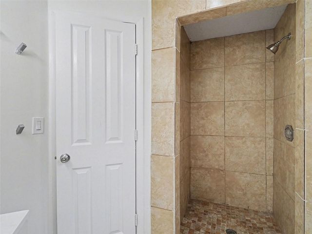 4037 MAVERICK AVENUE, Sarasota, FL 34233