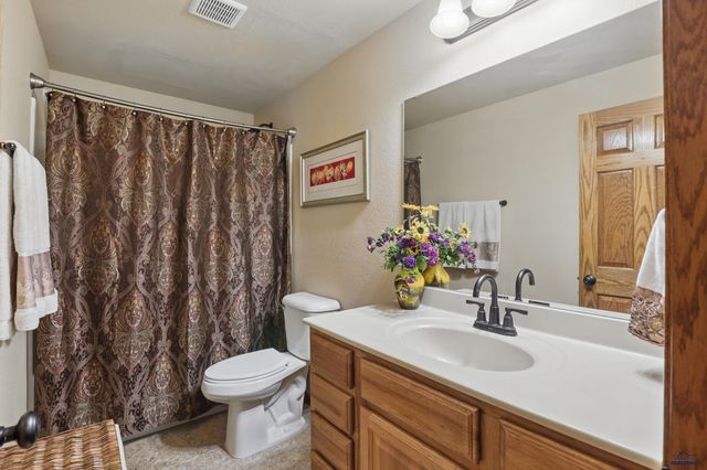 2940 MOTHERLODE DR, Rapid City, SD 57702