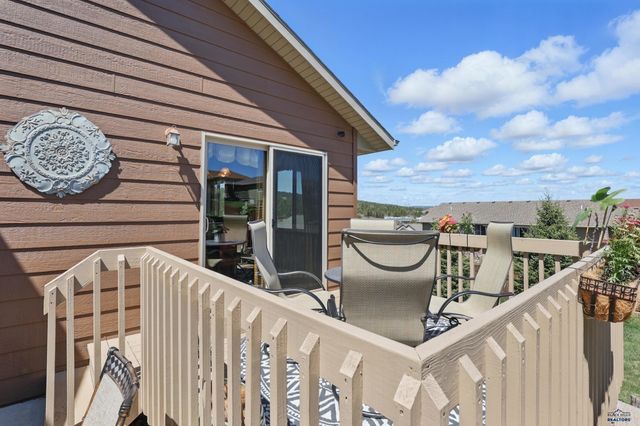 2940 MOTHERLODE DR, Rapid City, SD 57702