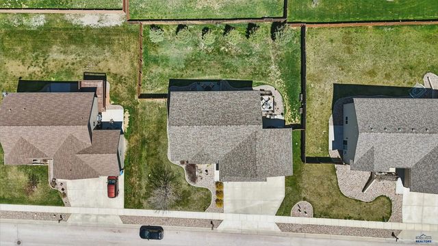 2940 MOTHERLODE DR, Rapid City, SD 57702