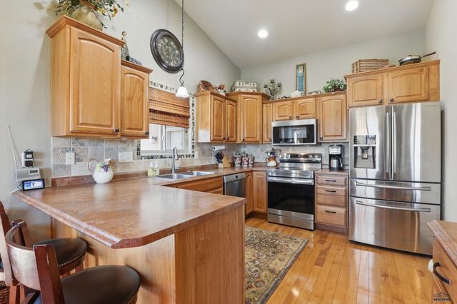 2940 MOTHERLODE DR, Rapid City, SD 57702