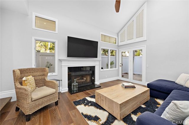 2463 Irvine C1, Costa Mesa, CA 92627