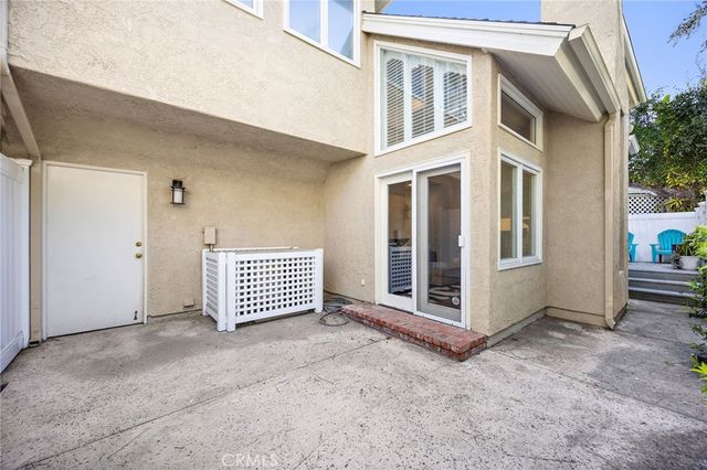 2463 Irvine C1, Costa Mesa, CA 92627