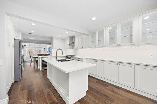 2463 Irvine C1, Costa Mesa, CA 92627