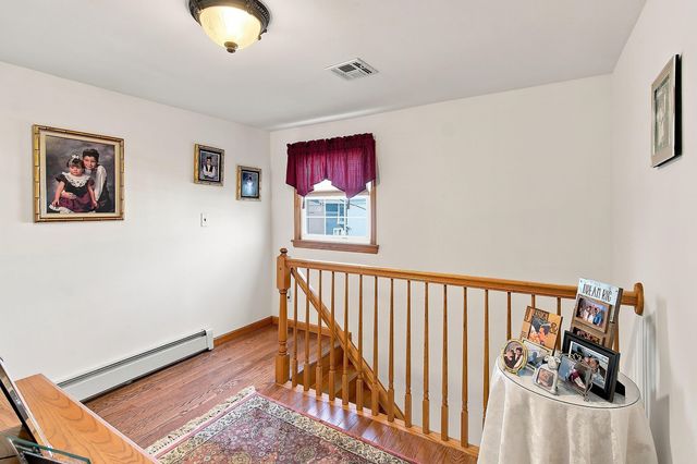 752 FOREST ST, Kearny, NJ 07032