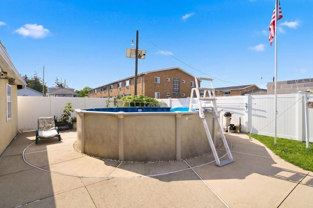 752 FOREST ST, Kearny, NJ 07032