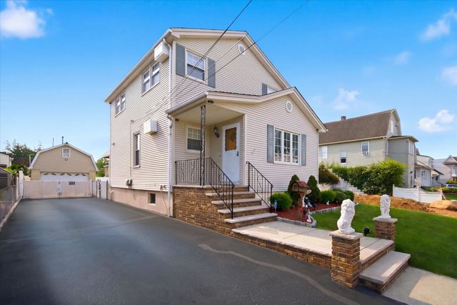 752 FOREST ST, Kearny, NJ 07032