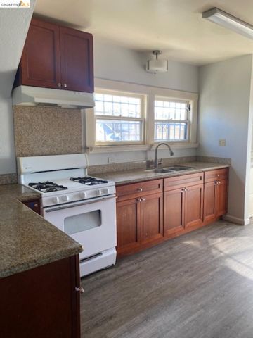 1304 62nd Ave, Oakland, CA 94621
