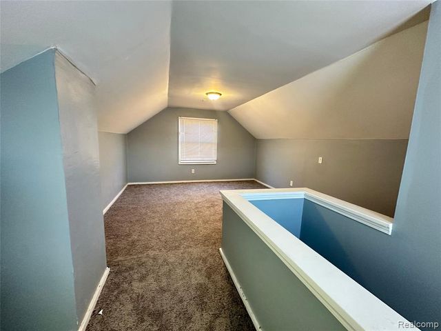 8685 Vaughan Street, Detroit, MI 48228