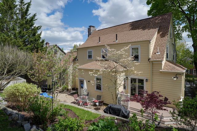 54 Elizabeth Rd, Belmont, MA 02478