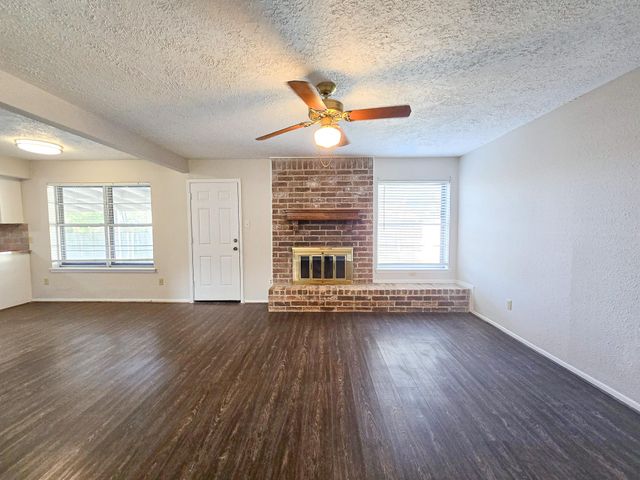 12645 Lake Conroe Hills Drive, Willis, TX 77318