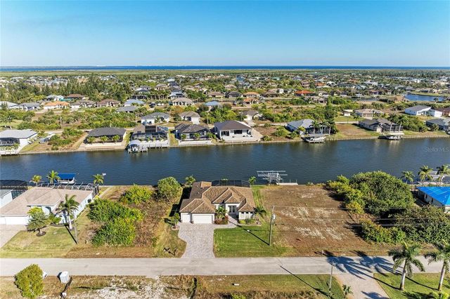 8290 TRACY CIRCLE, Port Charlotte, FL 33981