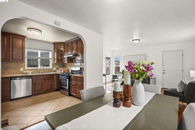 2339 McBryde Ave, Richmond, CA 94804