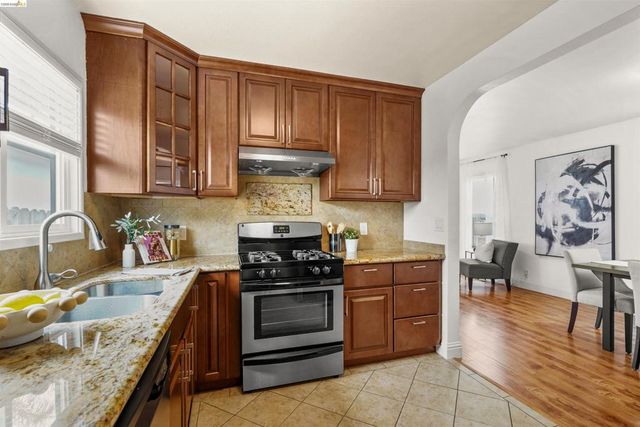 2339 McBryde Ave, Richmond, CA 94804