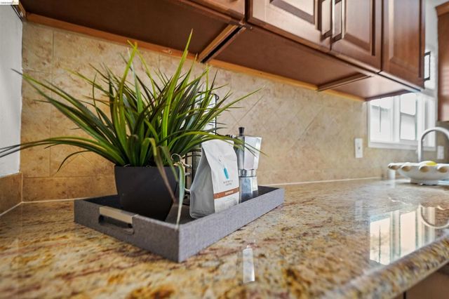 2339 McBryde Ave, Richmond, CA 94804