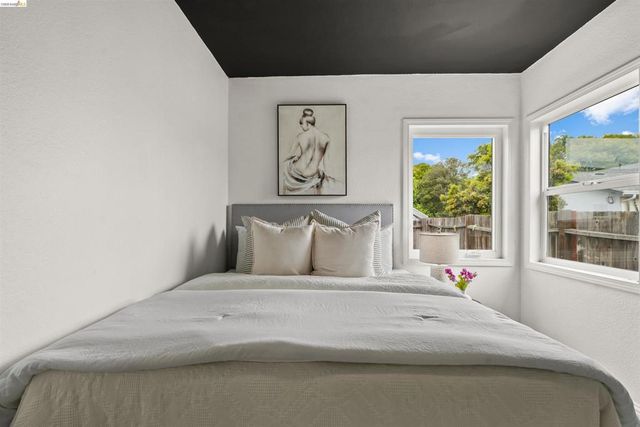 2339 McBryde Ave, Richmond, CA 94804