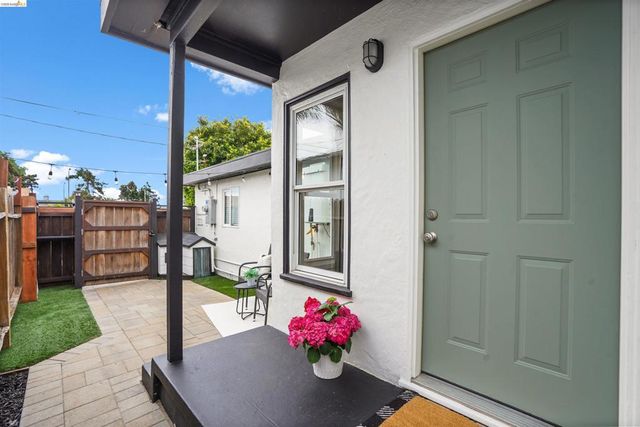 2339 McBryde Ave, Richmond, CA 94804