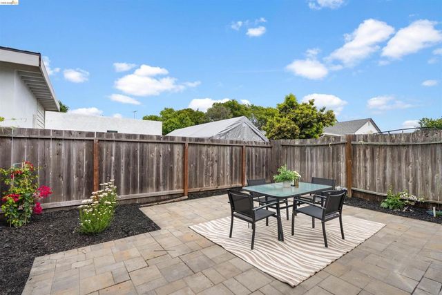 2339 McBryde Ave, Richmond, CA 94804